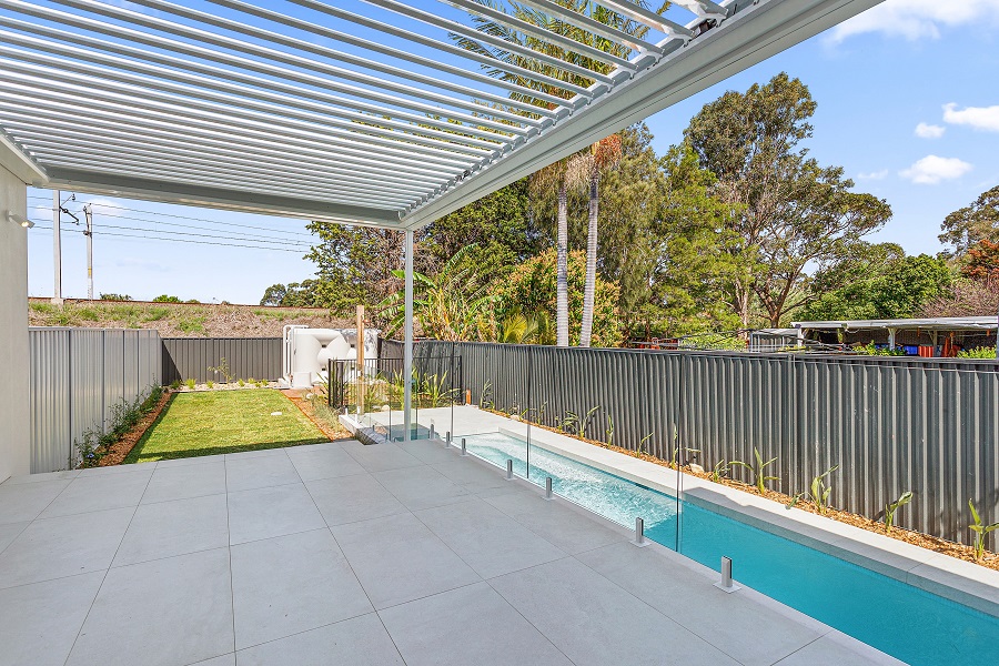 Adams Parade Woonona 100 099